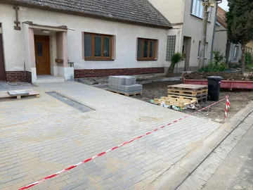 Parkovací stání Křenovice