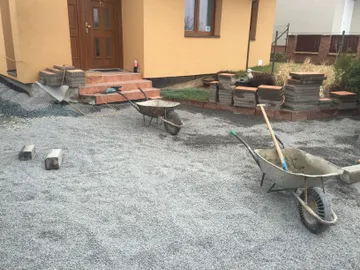 Realizace parkovacího stání Rajhrad