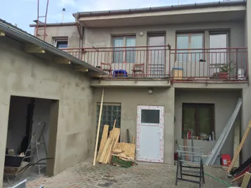 Přístavba domu Šaratice